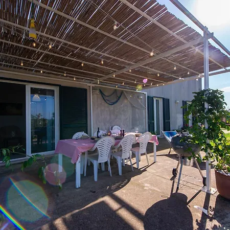 Casa Paritirossi Nella Campagna Salentina *